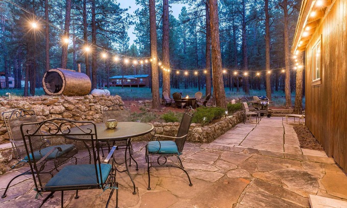 Williams Cabin | Winter Snow! Book Now! Rogue Bear Cabin