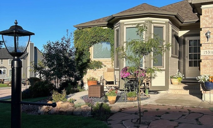 Gleneagle House | Winter Special 4 mo stay Jan-Apr 3750/mo includes utilities 3 bed/3 baths & more