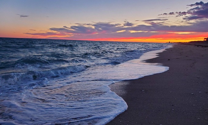 Puerto Penasco House | Winter Specials on Beachfront! 5 Bdrm 4 bath sleeps up to 18 in beds.