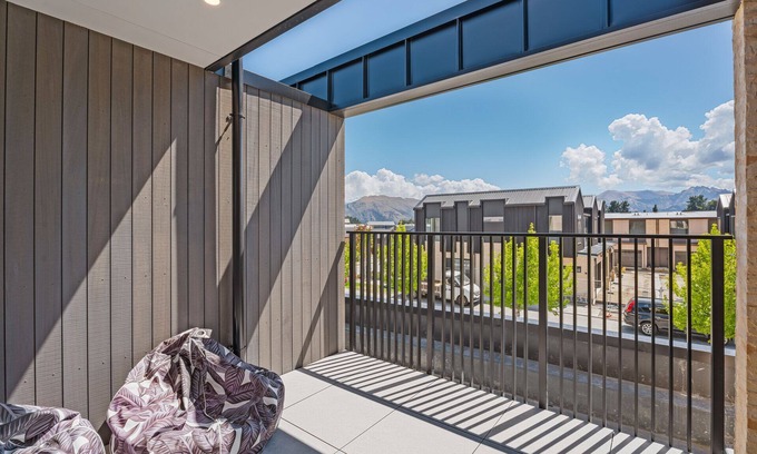 Wanaka Cottage | Winton Wonder - Wanaka Holiday Apartment