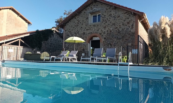 Adriers Cottage | Wisdom Gites - Lime Tree View cottage with pool, WiFi, garden and parking