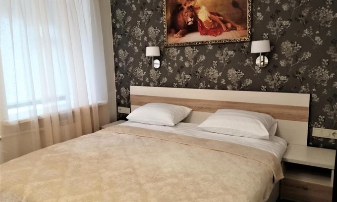 Yaroslavl Historic City Centre Hotel | Wise Owl Hotel