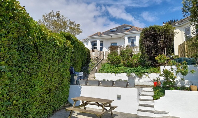 Mevagissey House | Wisteria