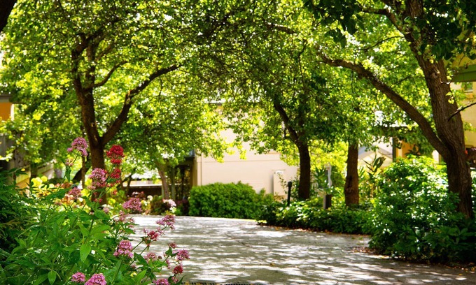 Daylesford House | Wisteria View - Shared Indoor Pool in Daylesford