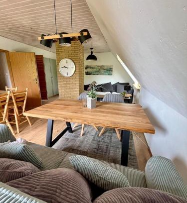 Ahrensberg Apartment | Wohlfühlquartier mit Schleiblick