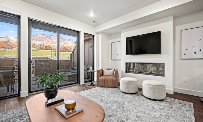 Eden Condo | Wolf Creek Course Escape PtC107| Powder Ski Escape