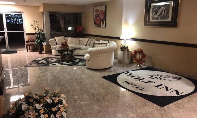 Sandusky South Hotel | Wolf Inn Hotel