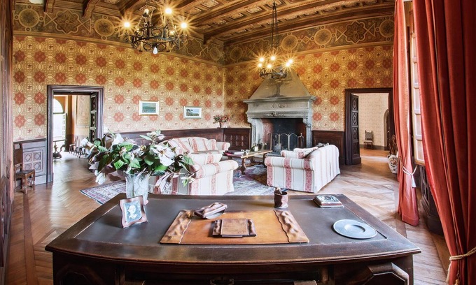 Passignano sul Trasimeno Villa | Wonderful villa for 12 people with WIFI, A/C, private pool, TV, terrace and panoramic view