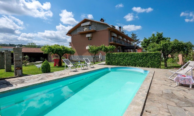 Castagnole delle Lanze House | Wonderful villa for 4 people with WIFI, pool, TV, terrace and panoramic view