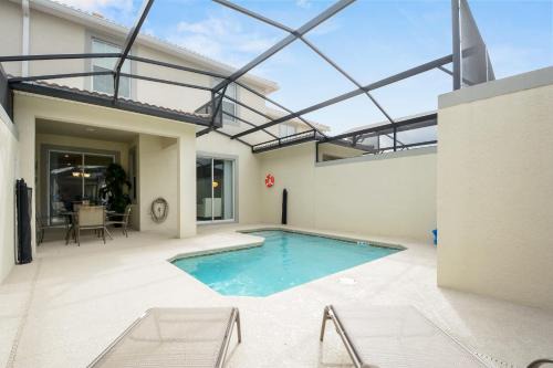 Kissimmee House | Wonderful 4Bd with Pool at Storey Lake Resort 4819