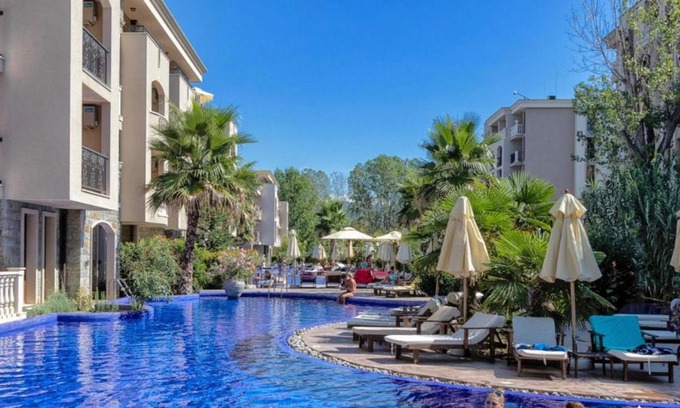 Chaika Apartment | Wonderful Deluxe Appartement in Cascadas Family Resort Sunny Beach