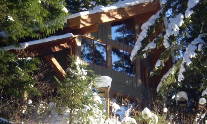 Pinecrest Estates House | Wonderful Family house, Private Hot Tub, Close to Beach