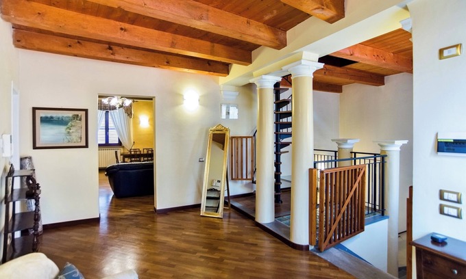 Fabriano Apartment | WONDERFUL FRESCOED APARTMENT IN THE HISTORICAL CENTER OF FABRIANO TARDO 800