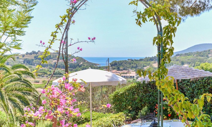 Porto Azzurro Villa | Wonderful private villa for 6 people with WIFI, A/C, TV and patio
