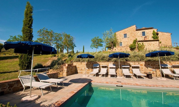 Pergine Valdarno Villa | Wonderful private villa with private pool, A/C, WIFI, TV and pets allowed, close to Arezzo