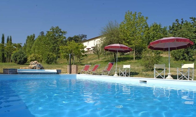 San Miniato Villa | Wonderful private villa for 14 guests with private pool, hot tub, A/C, WIFI, TV, terrace and par...