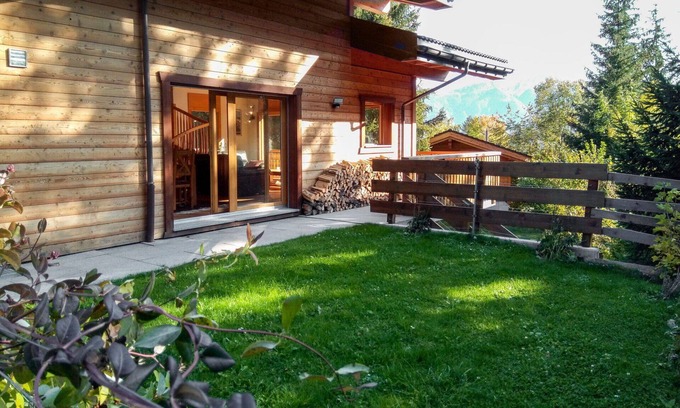 Leytron House | Wonderful private villa for 8 guests with WIFI, TV and terrace