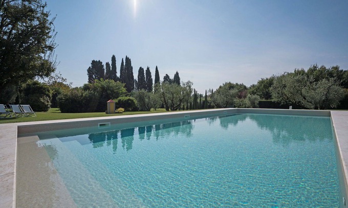 Orentano Villa | Wonderful private villa for 12 people with WIFI, private pool, A/C, TV and panoramic view