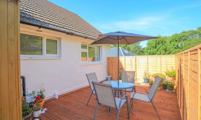 Oban House | Wonderful private villa for 8 people with WIFI, TV, terrace and pets allowed