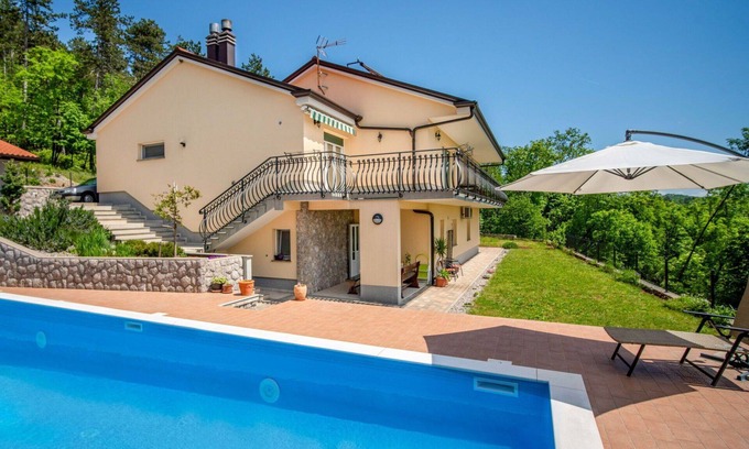 Klana House | Wonderful private villa with private pool, WIFI, A/C, TV, terrace, pets allowed and panoramic view
