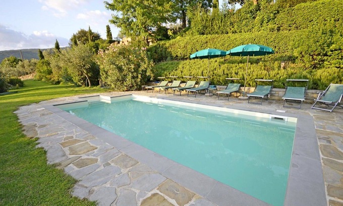 Cortona Villa | Wonderful private villa for 12 guests with WIFI, private pool, TV, patio and panoramic view