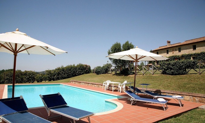 Montoro Villa | Wonderful private villa with WIFI, private pool, TV, patio, pets allowed and panoramic view