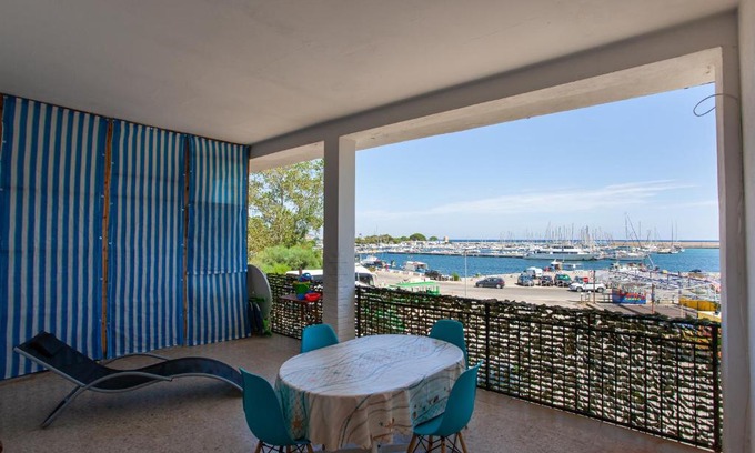 La Caletta Apartment | Wonderful view on the harbor