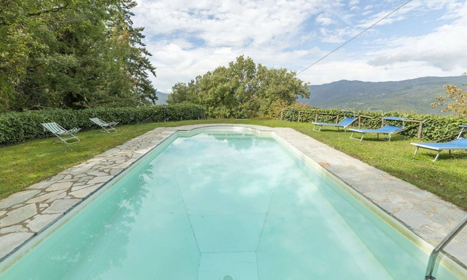 Pieve di Chio House | Wonderful villa for 10 guests with private pool, WIFI, TV, patio and pets allowed