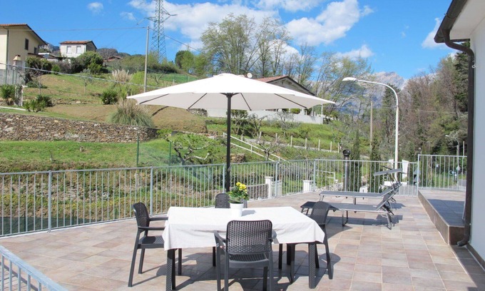 Massa House | Wonderful villa for 2 guests with WIFI, TV and terrace