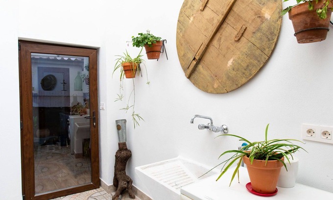 Niguelas House | Wonderful villa for 8 guests with WIFI and terrace