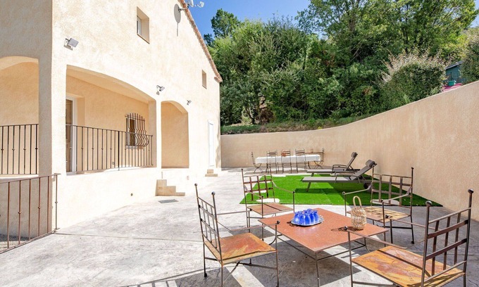 Bauduen House | Wonderful villa for 8 people with WIFI, TV, terrace, pets allowed and parking