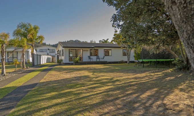 Whangamata Cottage | Wonderful Whangamata - Whangamata Holiday Home