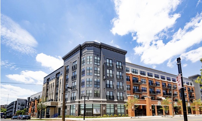 East Walnut HIlls Apartment | Woodburn Exchange