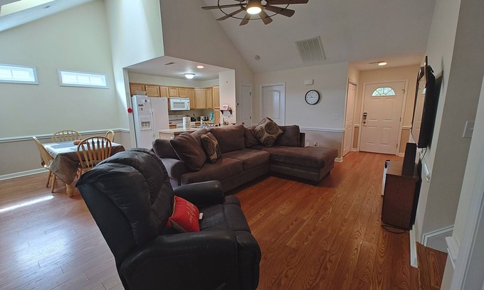 New Bern House | Work, Relax, Explore! 3 Bdrm House with screened in porch in New Bern.