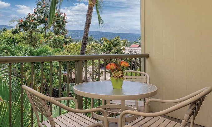 Kailua-Kona Villa | WorldMark Kona, Tropical 1 bedroom Villa, April 5 - 12, 2023