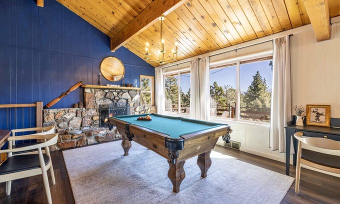 Whispering Forest Cabin | WOW Views, Spa, AC Unit, Pool Table, Dog OK!