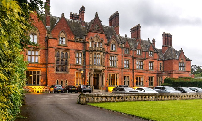 Uckinghall Hotel | Wroxall Abbey Hotel