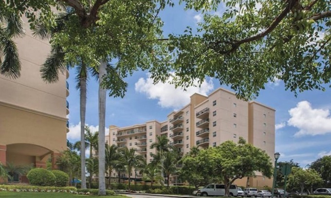 Survey Creek Condo | Wyndham Palm-Aire Resort 4 Bedroom Condo with Family-Friendly Amenities