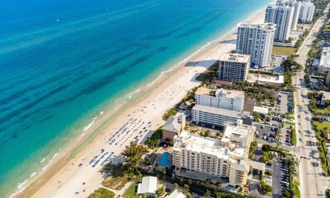 Pompano Beach Condo | Wyndham Royal Vista - 2 Bedroom Condo