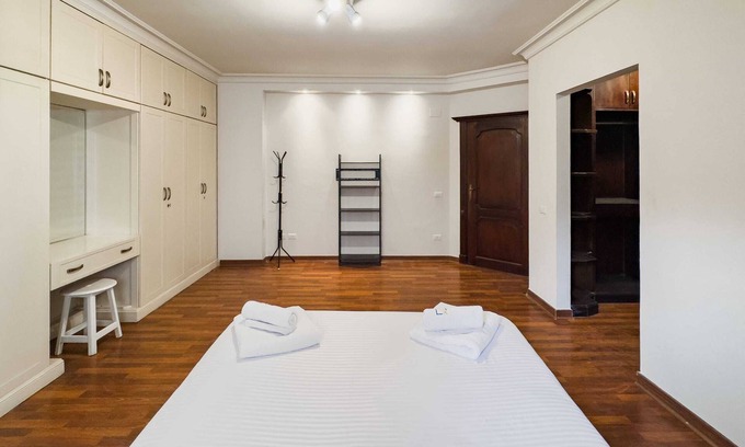 Maadi Apartment | Xuru Stays I The Luxe Loft 2bdr Apt. @ Maadi