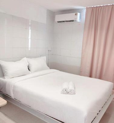 Ploenchit Apartment | XX Mitr INN Sukhumvit 2 - BTS Nana มิตร อินน์ สุขุมวิทซอย 2 บีทีเอส นานา