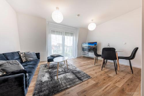 Hockenheim Apartment | XXL Design-Appartement Artdesign - 8 Pers - nähe Speyer Mannheim Heidelberg