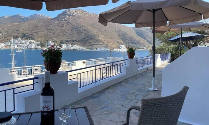 Katapola Apartment | Xylokeratidi Sea View Family Studio