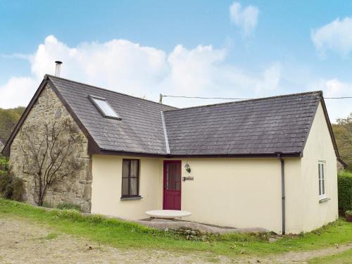 Crymych House | Y Bwthyn