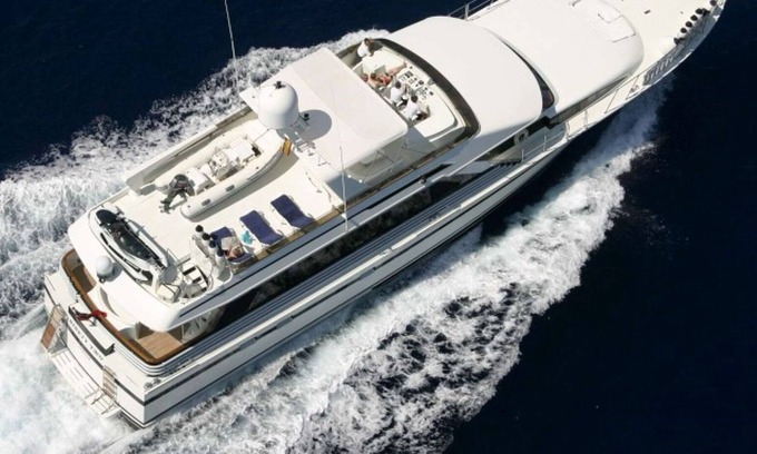 Saint-Tropez City Centre Boat Rental | Yacht Charter Saint Tropez