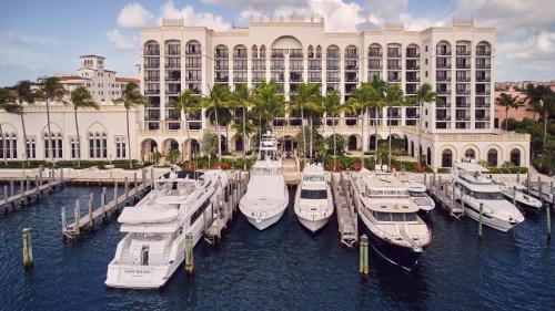 Boca Raton Hotel | Yacht Club at The Boca Raton Adults-only