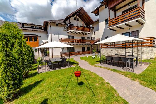 Poiana Tapului Apartment | Yael Luxury Apartments 2