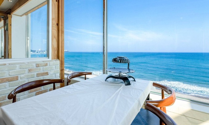 Sokcho House | Yangyang Eight