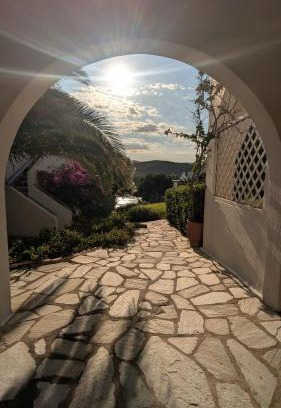 Lavreotiki Apartment | Yanna & Peri Aegean Breeze Retreat