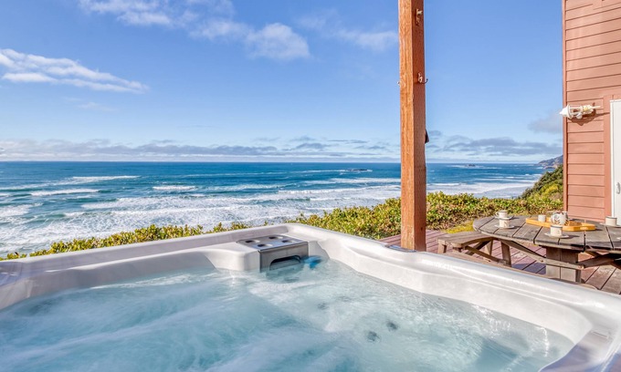 Beverly Beach House | Yaquina Head Lighthouse Views, Hot Tub Home with Awe Inspiring Views!